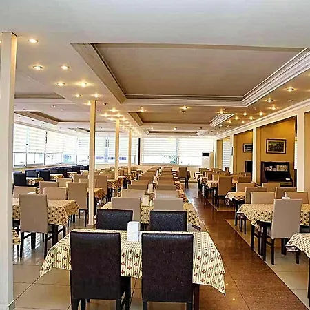 Hotel Club Bayar 4*