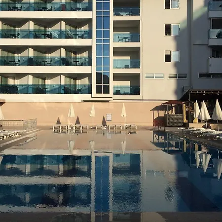 Szálloda Club Bayar 4*