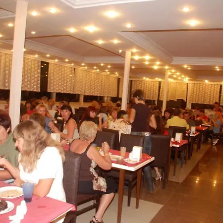 Club Bayar 호텔 4*