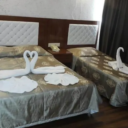 Club Bayar Hotell 4*